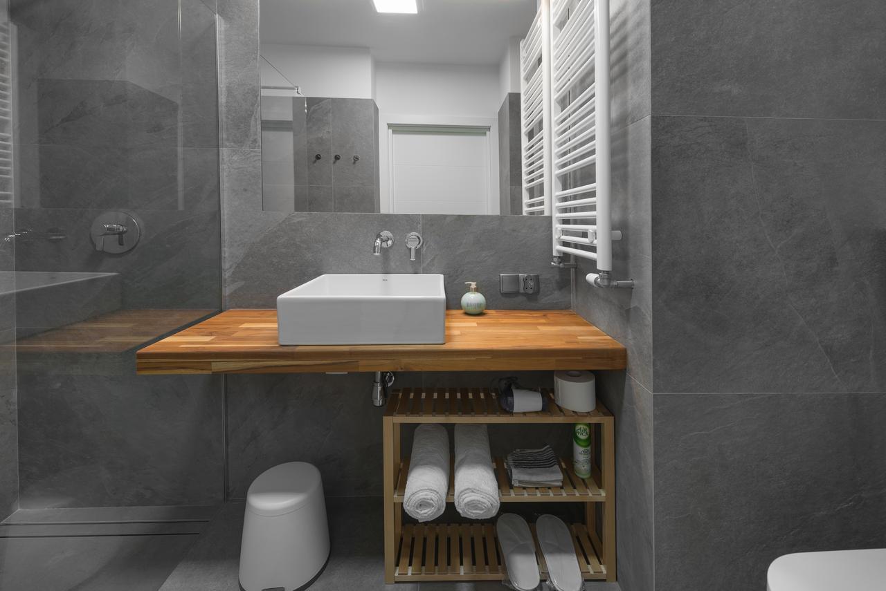 Apartamenty Benthos Towarowa Poznań Eksteriør bilde